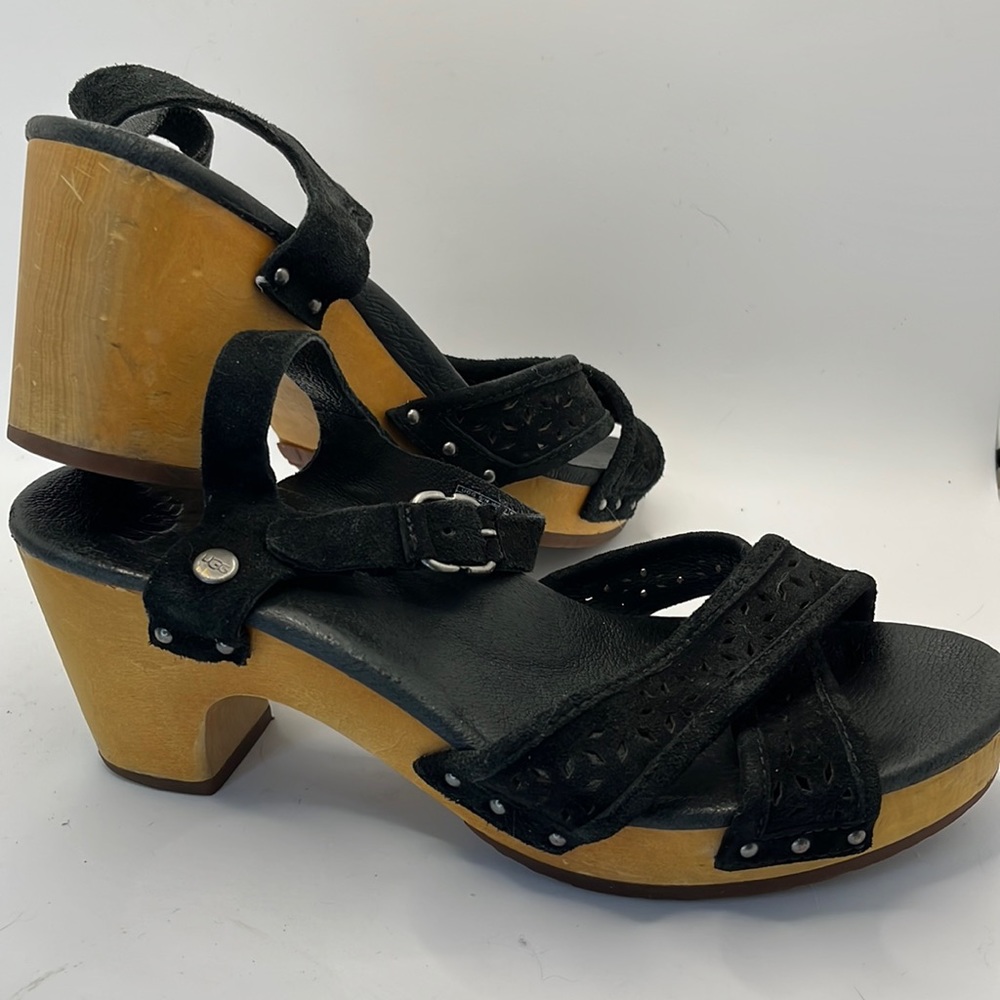 Ugg suede platform wood clogs floral cutout black tan hippie boho Size 7 EU 38